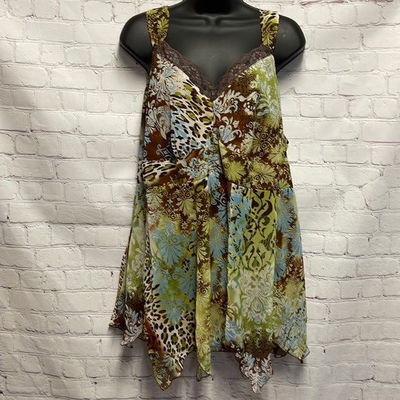separates by new york city design co Tops - Plus Womans sleeveless blouse 2X